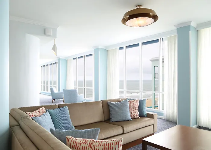 Doubletree By Hilton Ocean Oceanfront 4*