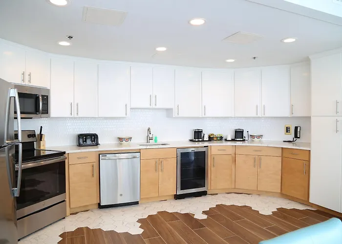 Doubletree By Hilton Ocean Oceanfront