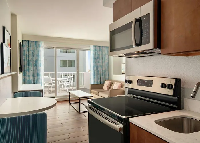 Doubletree By Hilton Ocean Oceanfront