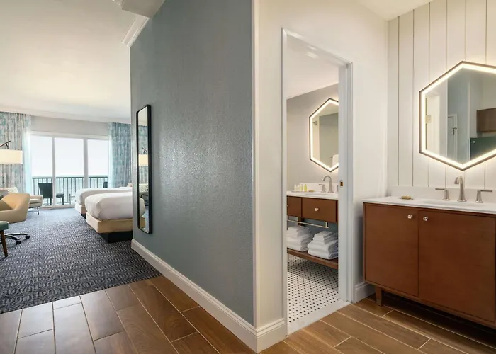 Doubletree By Hilton Ocean Oceanfront Hotel 4*