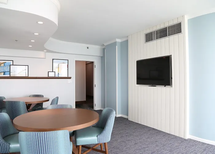 Doubletree By Hilton Ocean Oceanfront Hotel