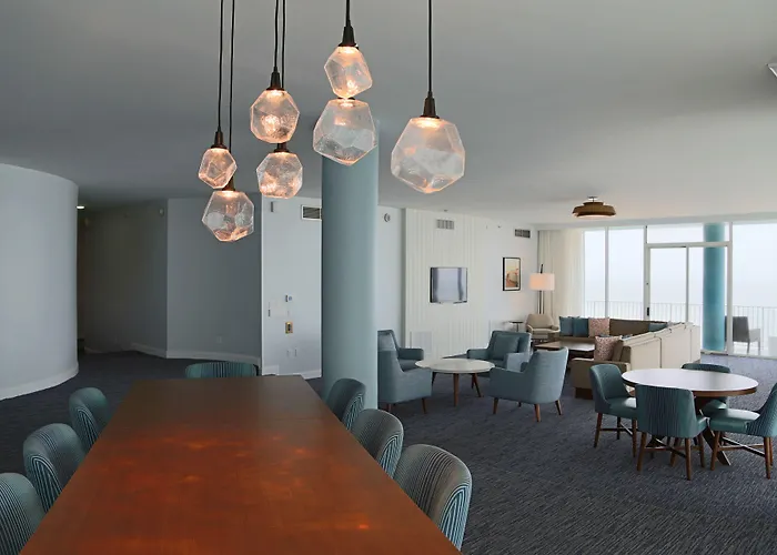 Doubletree By Hilton Ocean Oceanfront